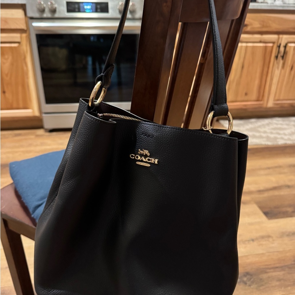 Coach Black Leather Shoulder Bag